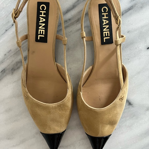 Chanel Slingback Kitten Heel Patent Suede Pointed Black & Beige - Picture 2 of 5